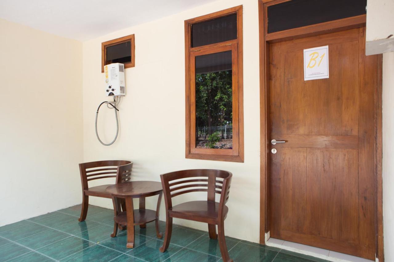 Отель Reddoorz Near Baluran National Park Pandean Экстерьер фото